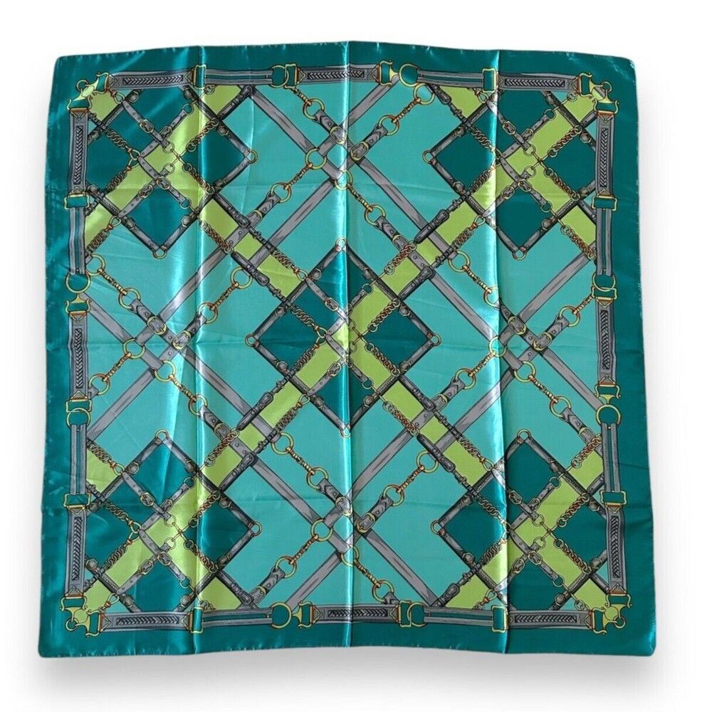 Light Green Scarf 35” X 35” Women Scarve Chains Headscarf Elegant Tie